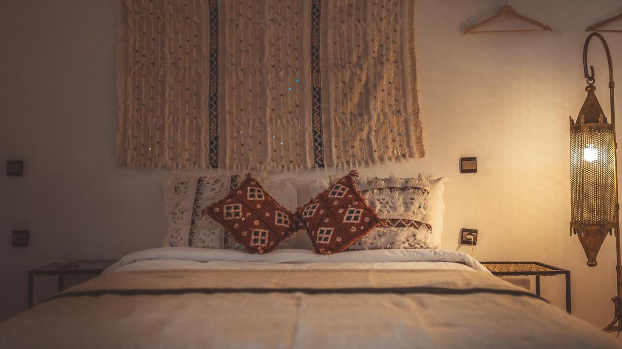 Bed and Breakfast L'oasis Du Bonheur à Ait Benhaddou Extérieur photo