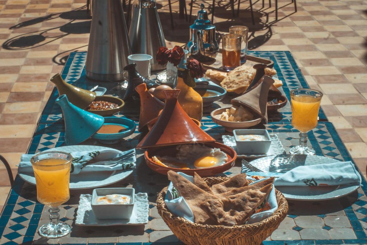 Bed and Breakfast L'oasis Du Bonheur à Ait Benhaddou Extérieur photo