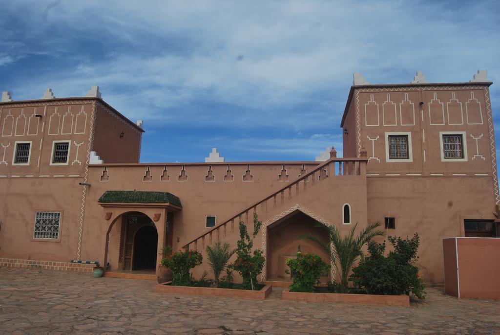 Bed and Breakfast L'oasis Du Bonheur à Ait Benhaddou Extérieur photo